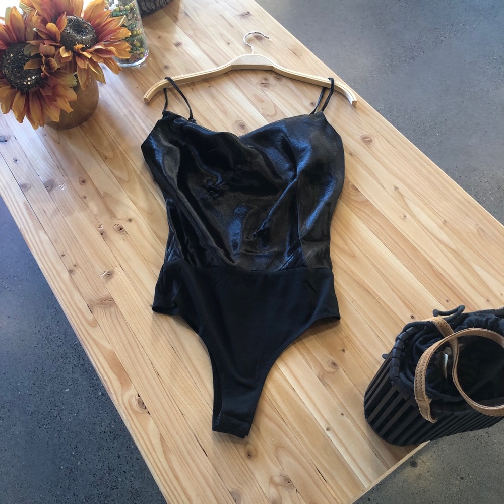 Shiny glossy black body top